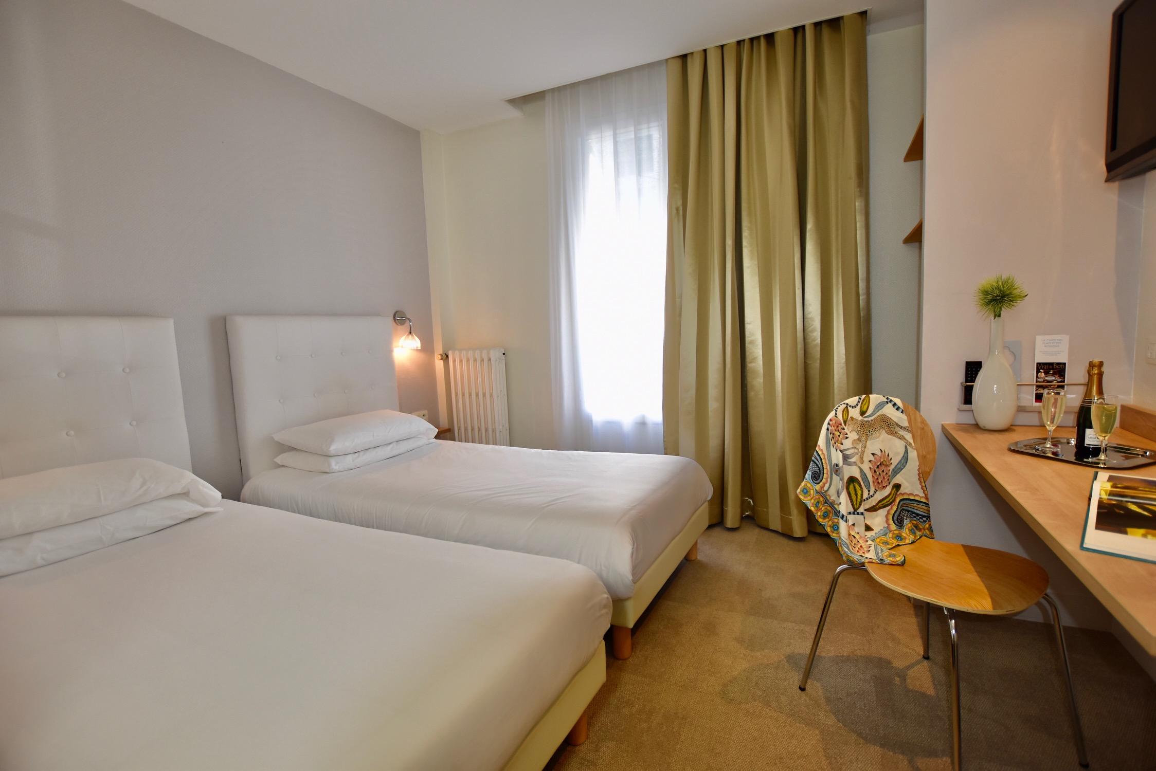 Hotel Escale Oceania Lorient Esterno foto