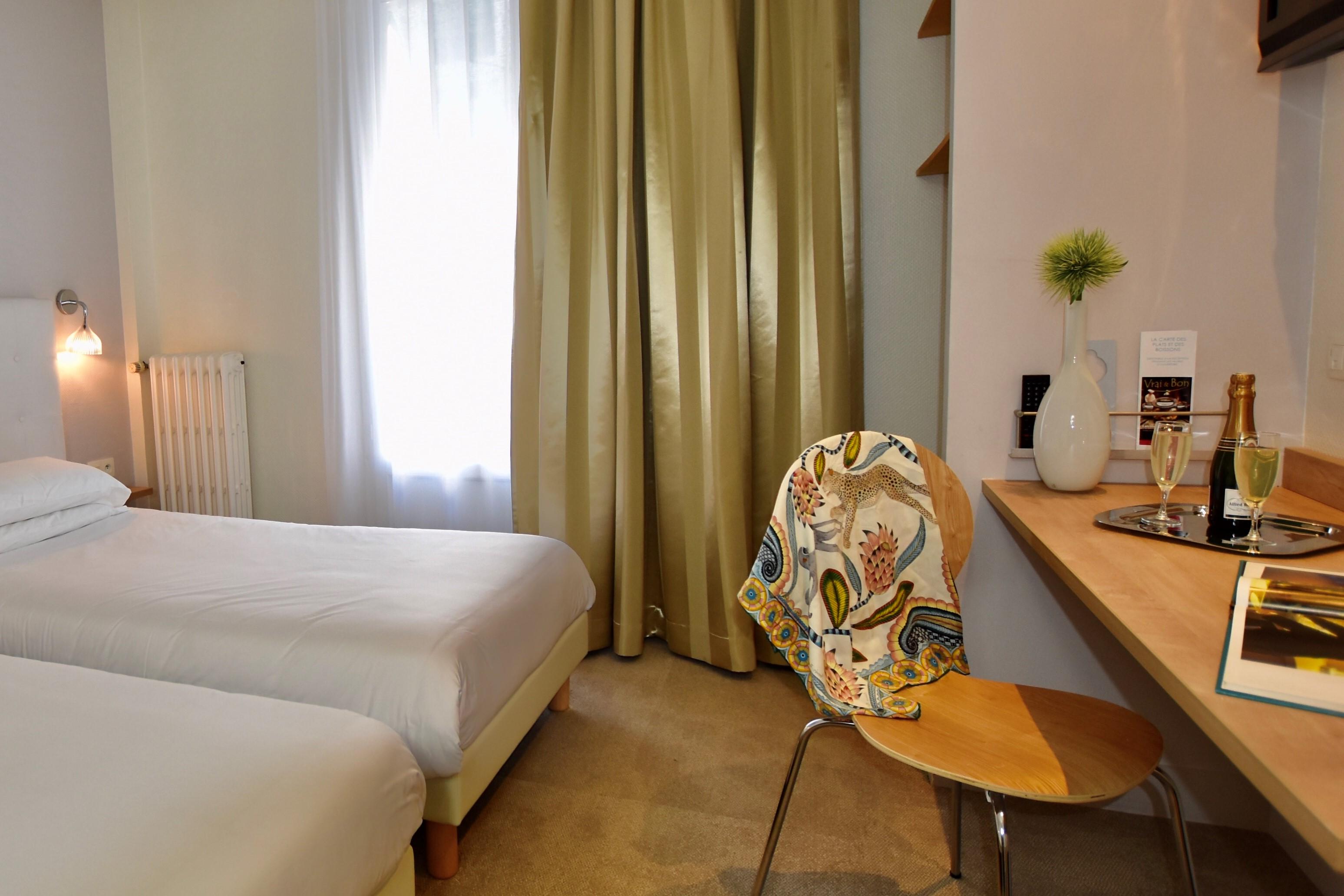 Hotel Escale Oceania Lorient Esterno foto