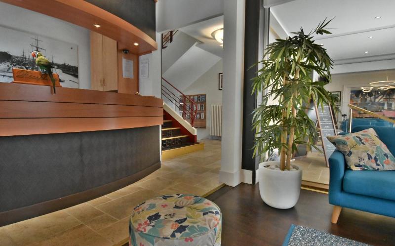 Hotel Escale Oceania Lorient Esterno foto
